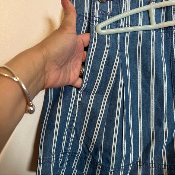 American Eagle outfitters Women’s Shorts Size 4 - Picture 6 of 10